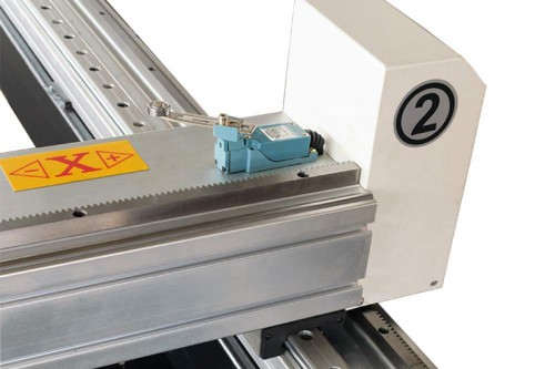 طاولة قطع المعادن بالبلازما CNC قابلة للفك، GC-1530