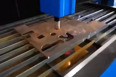 ماكينة القطع بالبلازما واللهب CNC متحركة، GC