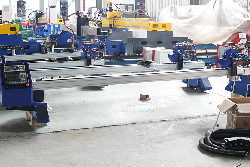 ماكينة القطع بالبلازما واللهب CNC متحركة، GC